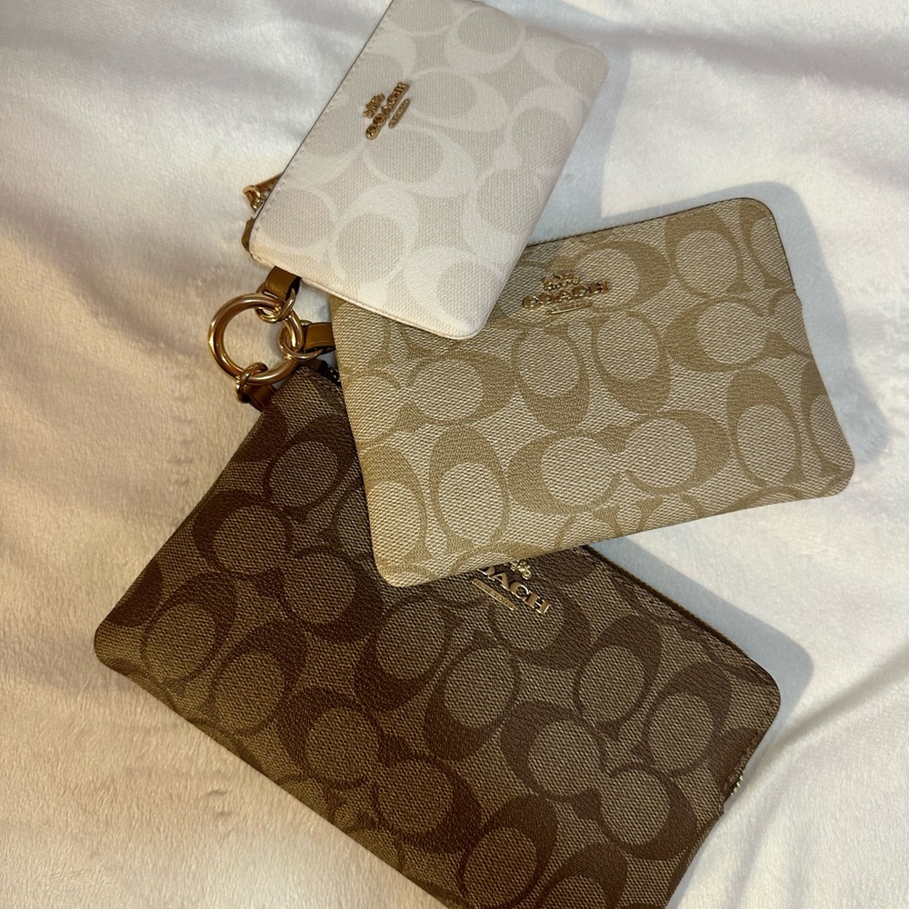 Coach Wristlet Trio in Signature Canvas - New With Tags - Never Used